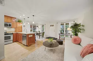 2950 W Whittier Ct, Ann Arbor, MI 48104 - Photo 5
