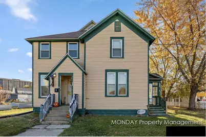263 W Muskegon Avenue, Muskegon, MI 49440 - Photo 1