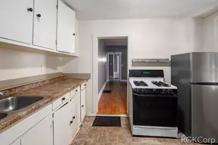 263 W Muskegon Ave, Muskegon, MI 49440 - Photo 3