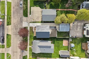 310 Huron St, South Haven, MI 49090 - Photo 29
