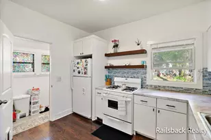 1302 Ford Ave NE, Grand Rapids, MI 49505 - Photo 29