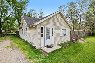 232 Sorin St, Niles, MI 49120 - Photo 9