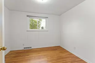 1470 54th St SE, Kentwood, MI 49508 - Photo 17