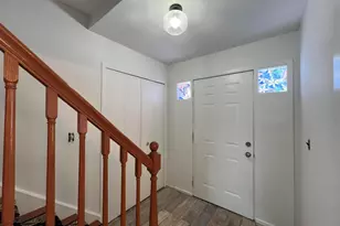 4033 Ramblewood Dr, Troy, MI 48085 - Photo 3