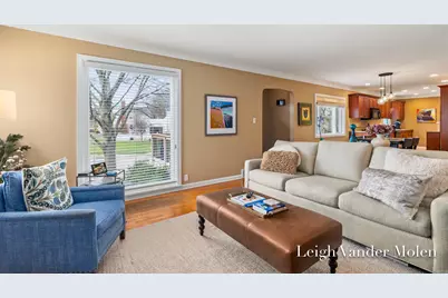 1129 Kenesaw Drive SE, East Grand Rapids, MI 49506 - Photo 7