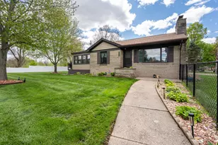 321 Blake Blvd, Galesburg, MI 49053 - Photo 15