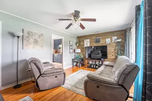 321 Blake Blvd, Galesburg, MI 49053 - Photo 3