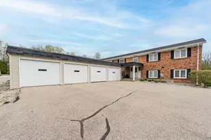 230 S State St, Zeeland, MI 49464 - Photo 15