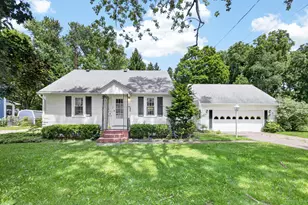 130 W Hughes St, Marshall, MI 49068 - Photo 3