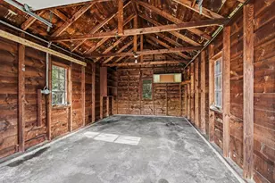 623 E Central Ave, Zeeland, MI 49464 - Photo 25
