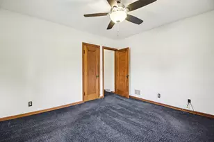 623 E Central Ave, Zeeland, MI 49464 - Photo 15