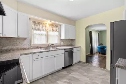 74 Seivour Avenue, Battle Creek, MI 49037 - Photo 15