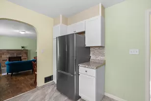 74 Seivour Ave, Battle Creek, MI 49037 - Photo 11