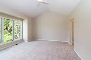 1989 Stonebridge Dr N, Ann Arbor, MI 48108 - Photo 33