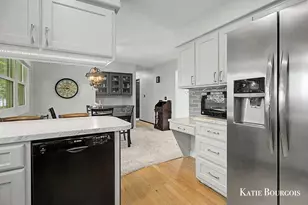 961 Maplerow Ave NW, Grand Rapids, MI 49534 - Photo 9