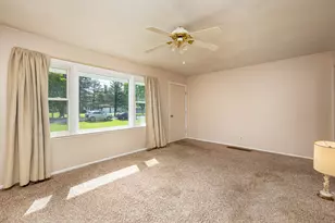 5306 Osburn Dr, Tecumseh, MI 49286 - Photo 5