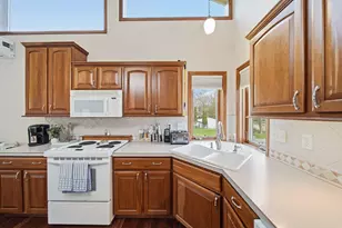 7155 Bayview Rd, Jackson, MI 49201 - Photo 15