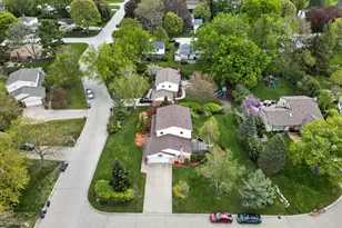 42231 Ladywood Dr, Northville, MI 48168 - Photo 57