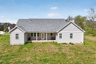 6313 Sweet Clover Hills Dr, Jonesville, MI 49250 - Photo 39