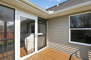 4022 Stoneridge Dr, Jackson, MI 49203 - Photo 9