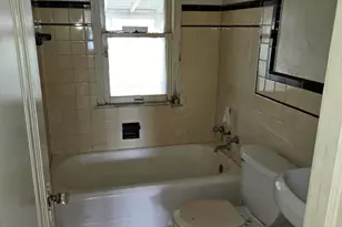 15001 Freeland St, Detroit, MI 48227 - Photo 9