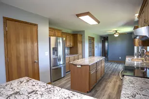 11438 S 26th St, Vicksburg, MI 49097 - Photo 5