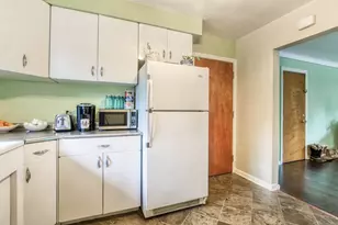 3025 E Main St, Kalamazoo, MI 49048 - Photo 9