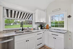 622 Swains Lake Dr, Concord, MI 49237 - Photo 9