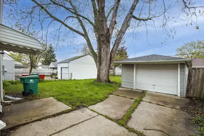 22778 Almond Avenue, Eastpointe, MI 48021 - Photo 3