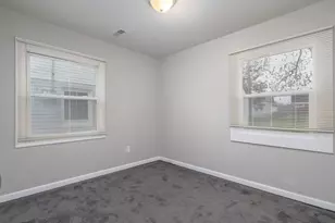22778 Almond Ave, Eastpointe, MI 48021 - Photo 15