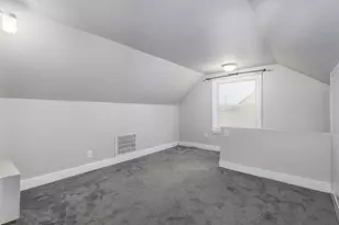 22778 Almond Ave, Eastpointe, MI 48021 - Photo 21