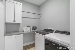1012 Maplewood Ct, Holland, MI 49423 - Photo 27