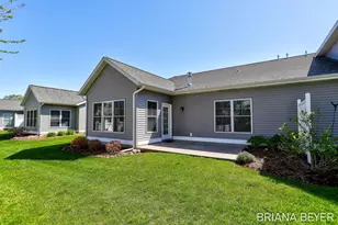 1012 Maplewood Ct, Holland, MI 49423 - Photo 35