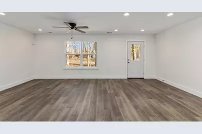 8992 Mackinaw Trail Drive, Howard City, MI 49329 - Photo 5
