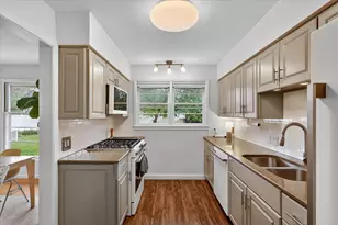 1758 Breton Rd SE, East Grand Rapids, MI 49506 - Photo 17