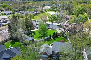 1758 Breton Rd SE, East Grand Rapids, MI 49506 - Photo 45