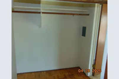 2915 W 13 Mile Road #209, Royal Oak, MI 48073 - Photo 19