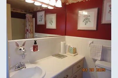 2915 W 13 Mile Road #209, Royal Oak, MI 48073 - Photo 21