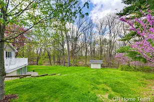 4090 Baywood Dr SE, Grand Rapids, MI 49546 - Photo 47