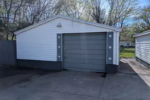 2215 Dowd St, Muskegon, MI 49441 - Photo 13