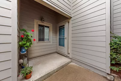 618 Watersedge Drive, Ann Arbor, MI 48105 - Photo 3