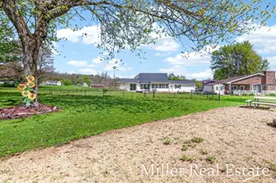 32 B Dr, Hastings, MI 49058 - Photo 37
