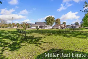 32 B Dr, Hastings, MI 49058 - Photo 41