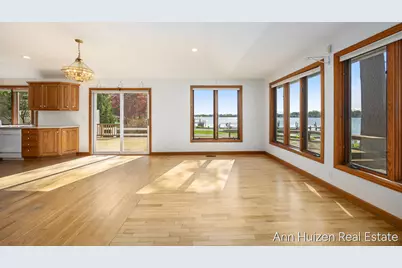 786 N Shore Drive, Holland, MI 49424 - Photo 11