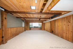 786 N Shore Dr, Holland, MI 49424 - Photo 29