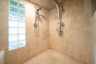 2551 Riveredge Dr SE, Grand Rapids, MI 49546 - Photo 39
