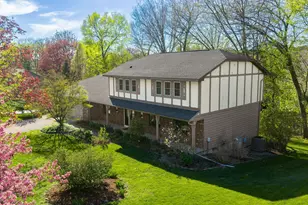 2551 Riveredge Dr SE, Grand Rapids, MI 49546 - Photo 3