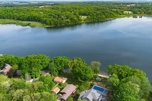 308 Lake Shore Dr, Cassopolis, MI 49031 - Photo 3