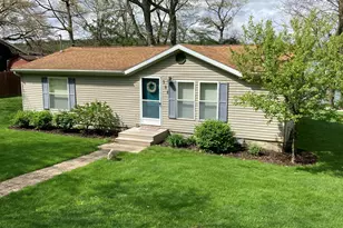308 Lake Shore Dr, Cassopolis, MI 49031 - Photo 5