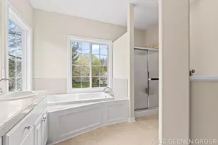 2918 Foxboro Ln, Holland, MI 49424 - Photo 35